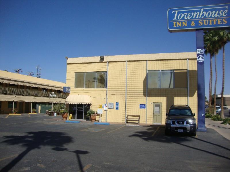 Townhouse Inn And Suites Brawley Eksteriør bilde