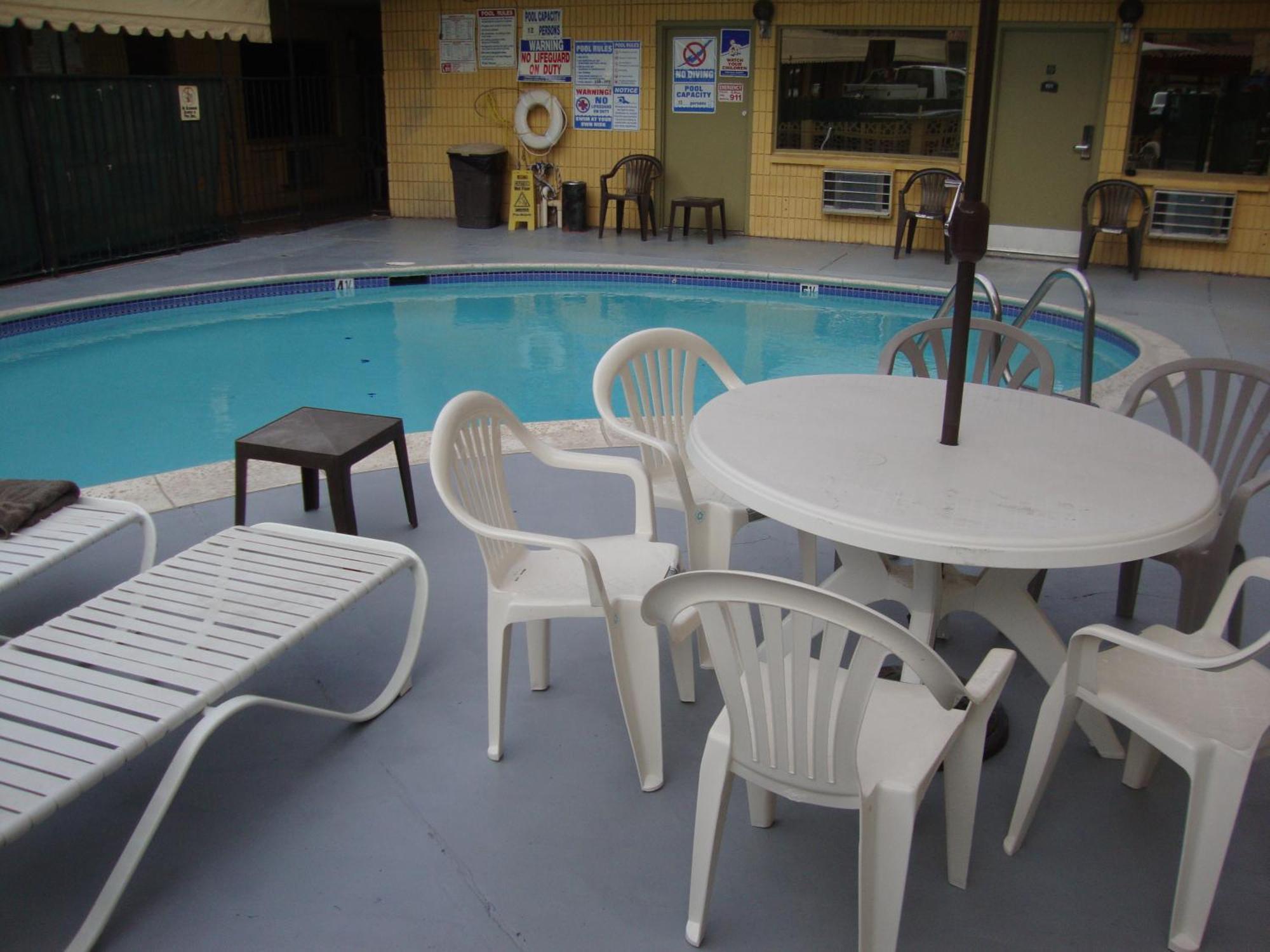 Townhouse Inn And Suites Brawley Eksteriør bilde