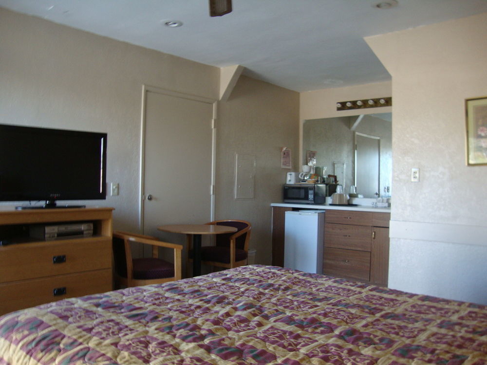 Townhouse Inn And Suites Brawley Eksteriør bilde
