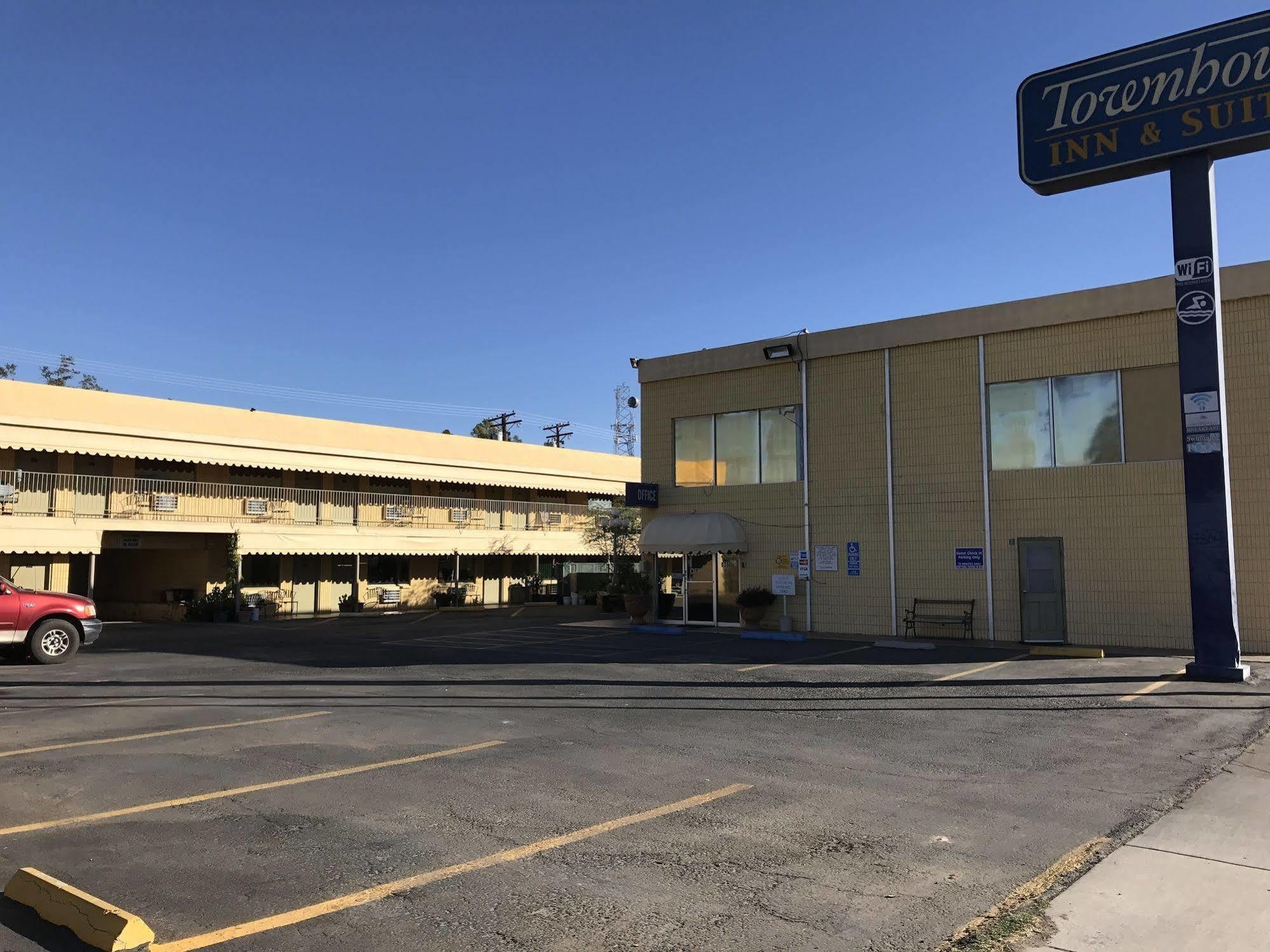 Townhouse Inn And Suites Brawley Eksteriør bilde